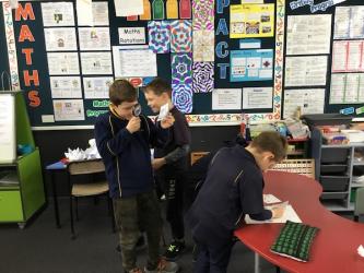 STEM fingerprints room1 04