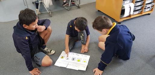 Flynn and Swayde teaching their buddy the different feelings in Maori 8